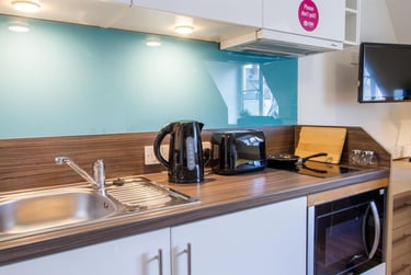 1 bed studio, Lower North Street, City Centre, Exeter, EX43EU - Image 6